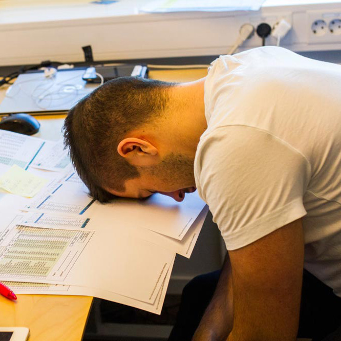 Ta kontroll over timene, lønn og prosjektene! Løsningen ligger i skyen!