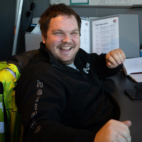 Morten Langvik (28) steinkontroll på økonomien